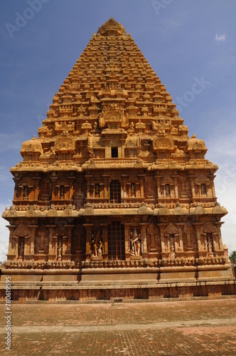 Vimana, Brihadeeswarar (Brihadisvara) Hindu Chola temple, Thanjavur, UNESCO World Heritage Site, Tamil Nadu, India photo