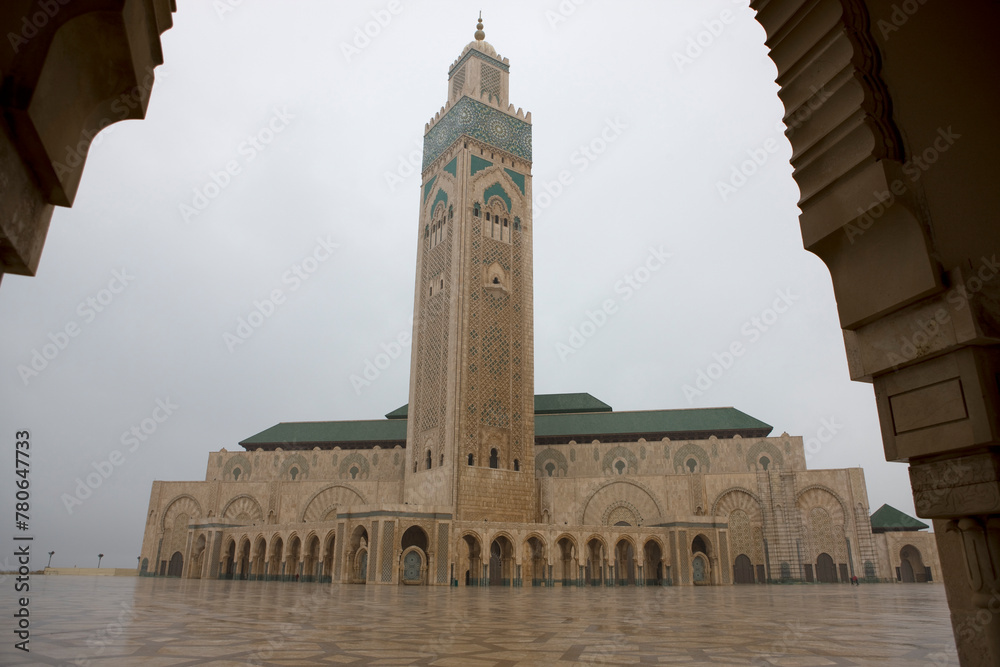 Fototapeta premium Morocco Casablanca Hassan Mosque II on a sunny spring day