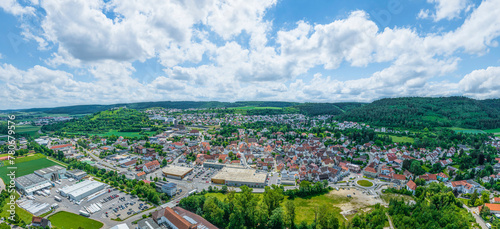 Die ostwürttembergische Stadt Bopfingen im Geopark Ries im Luftbild 