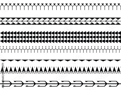 Set of vector ethnic seamless pattern. Ornament bracelet Maori tattoo style. Horizontal pattern. Design for home decor, wrapping paper, fabric, carpet, textile, cover © Irina