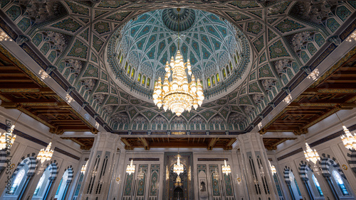 Canvastavla Inside Sultan Qaboos Grand Mosque, Muscat, Oman