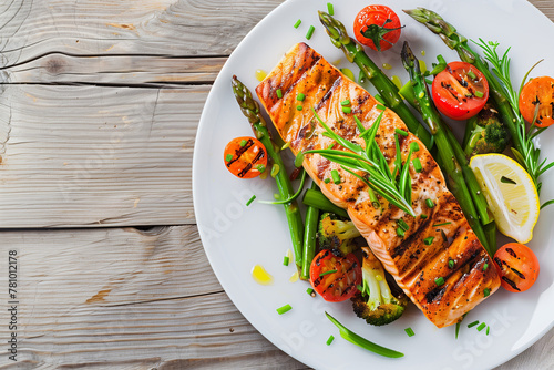 Culinary Delight: Baked Salmon Fillet with Asparagus and Vegetables