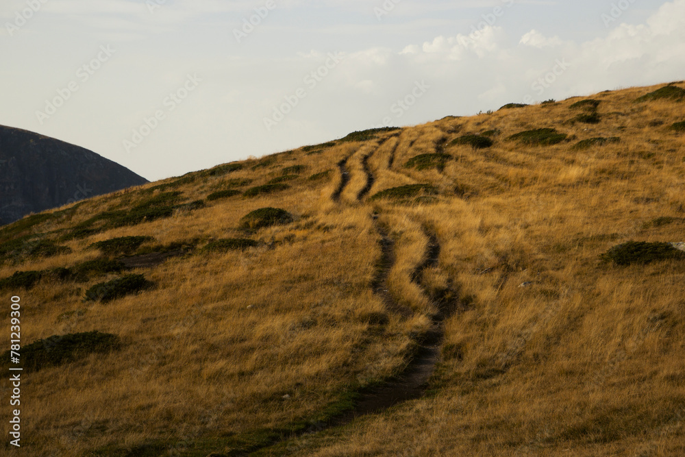 path in the mountains