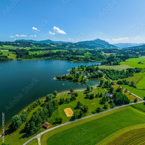 Das Allgäuer Seenland rund um den Rottachsee bei Moosbach von oben