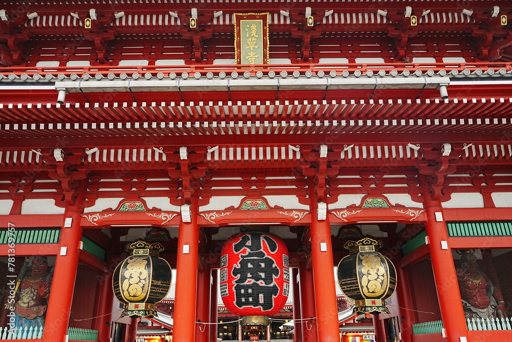Sensoji or Asakusa Kannon Temple in Asakusa, Tokyo, Japan - 日本 東京 浅草 浅草寺 宝蔵門 Sensoji or Asakusa Kannon Temple in Asakusa, Tokyo, Japan - 日本 東京 浅草 浅草寺 宝蔵門