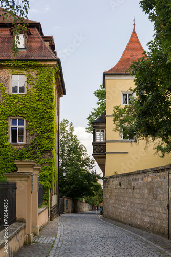 Seitenstra  e der Altstadt von Bamberg  Bayern