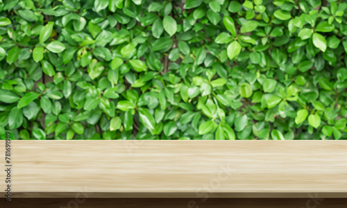 horizontal table with leaves behind