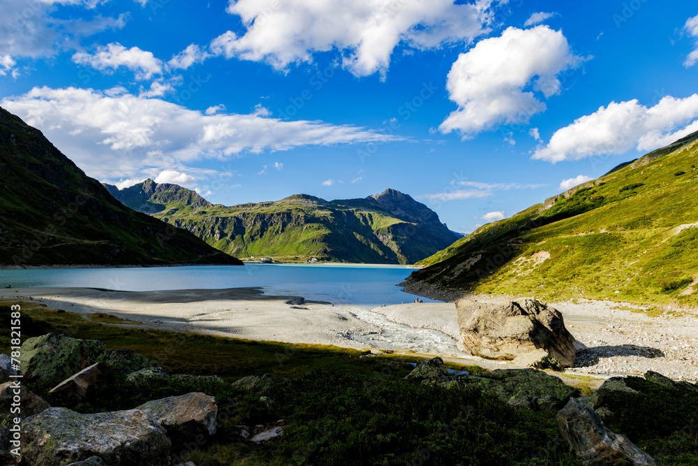 Obraz premium Stausee in den Alpen