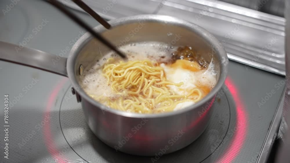 調理 インスタントラーメン 即席ラーメン 調理 インスタントラーメン 即席ラーメン