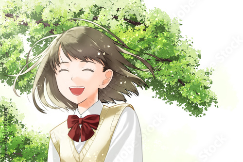 笑っている女子学生・半袖・木