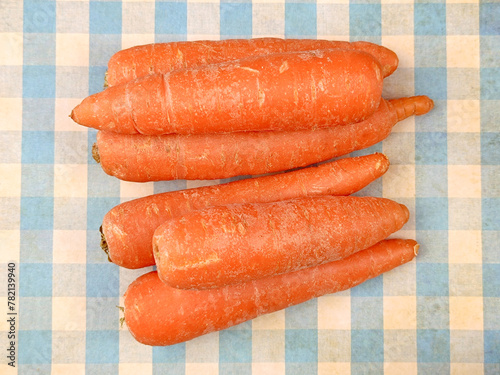 plusieurs carottes, vue du dessus, en gros plan. © ALF photo