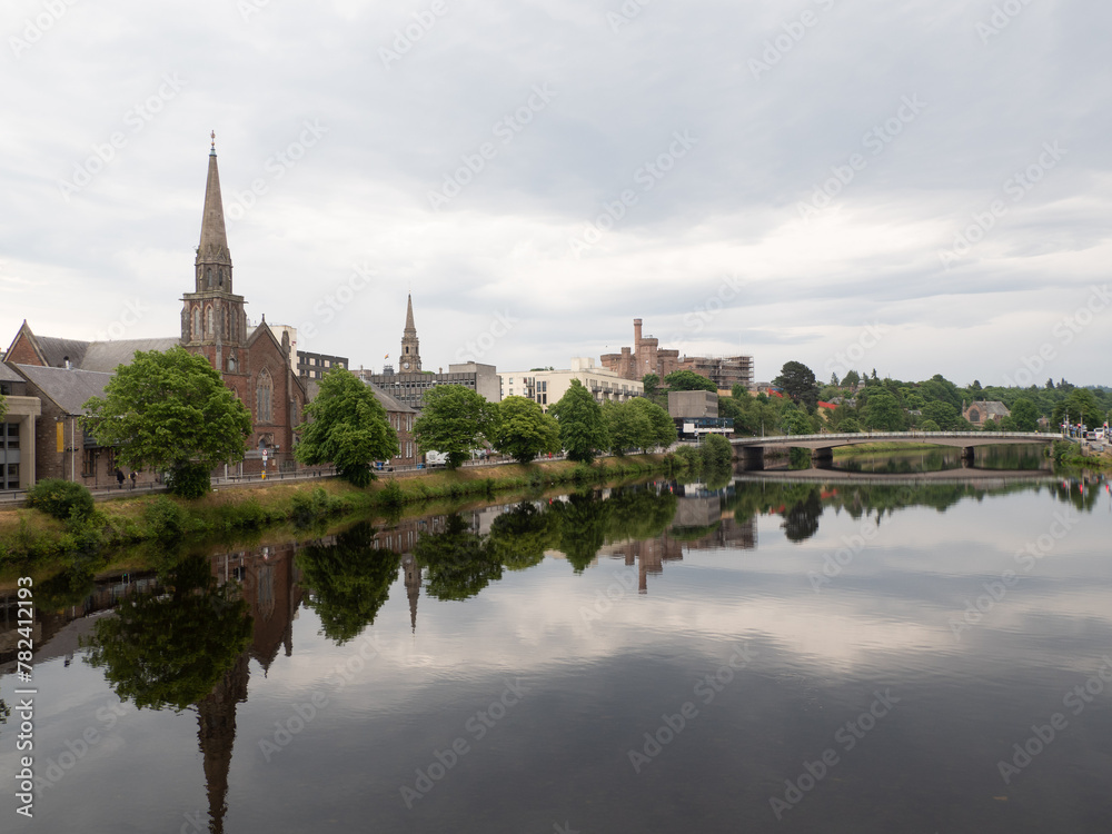 Skyline de Inverness, Highlands, Escocia, Reino Unido Skyline de Inverness, Highlands, Escocia, Reino Unido