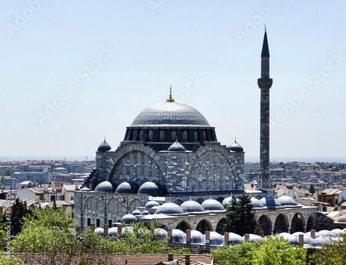 Moschea Mihrimah Sultan (Edirnekapı) ,questa moschea si trova nel quartiere di Edirnekapı, sulla penisola storica della città,Fu progettato dal famoso architetto Mimar Sinan (2) photo