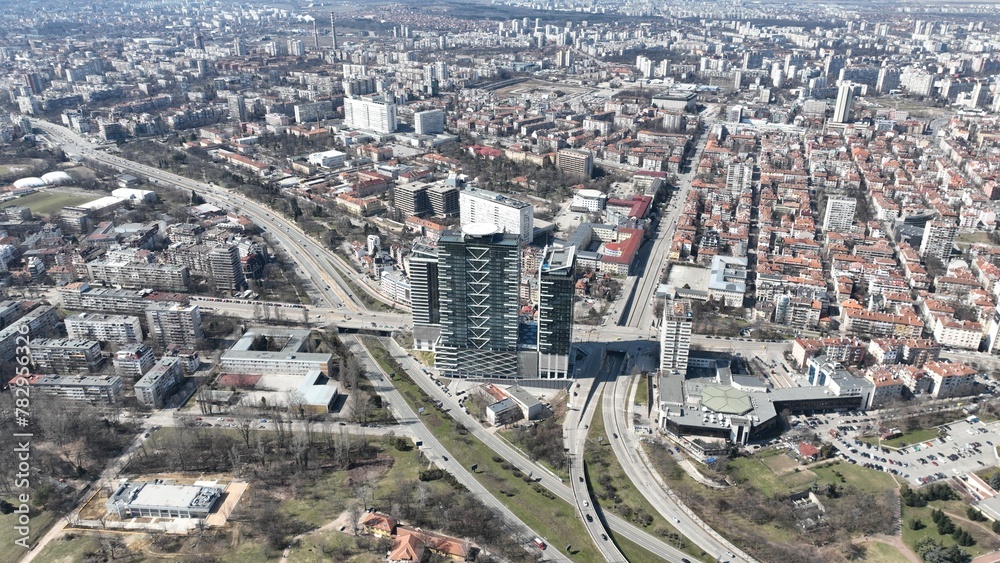 Obraz premium Aerial view of a modern building that stands out from the city of Sofia and the overall picture