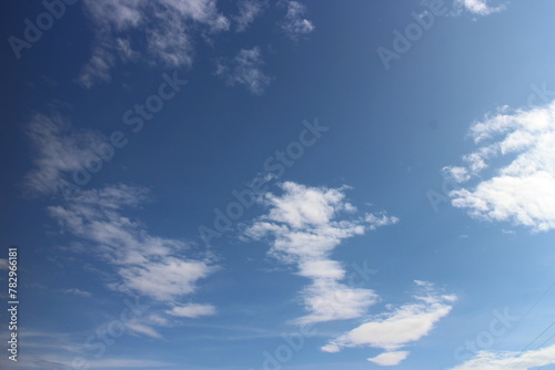 Fototapeta Naklejka Na Ścianę i Meble -  white clouds with blue sky