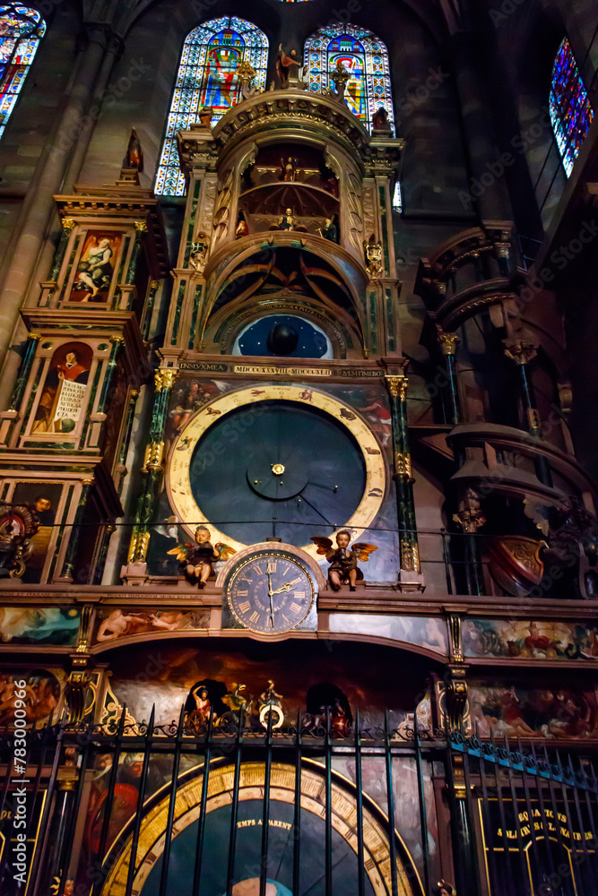Obraz premium Astronomical clock in the Cathedral of Our Lady of Strasbourg in Strasbourg, France