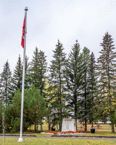 Military Memorial, North Gelnmore Park, Calgary, Alberta, Cansada photo