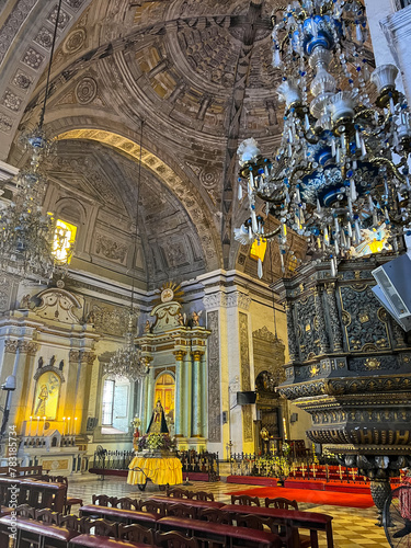 St Augustin church interior. Intramuros, Manila, the Philippines 