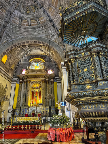 St Augustin church interior. Intramuros, Manila, the Philippines 