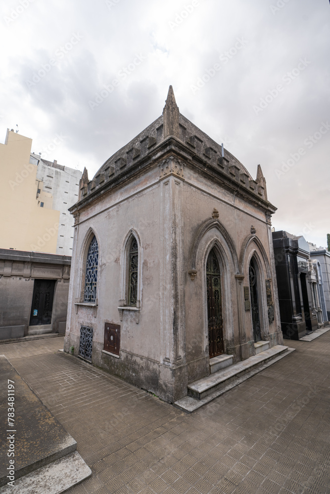 Obraz premium Atmospheric phanteon in Cemetery