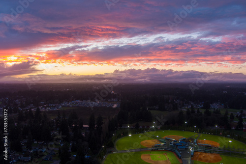 Foto Aerial view of Lacey, Washington at sunset in December