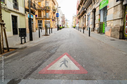 Superblock oder Superilla Hostafrancs, für Autos stark eingeschränkter Bereich der Stadt in Barcelona, Spanien photo