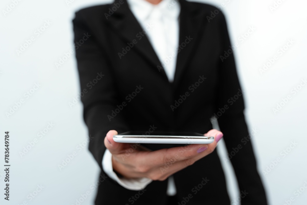 Presenting New Technology Ideas Discussing Technological Improvement Presenting New Technology Ideas Discussing Technological Improvement