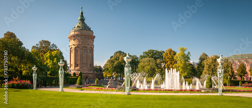 Der Park am Friedrichsplatz mit Wasserturm in Mannheim, Baden-Württemberg photo