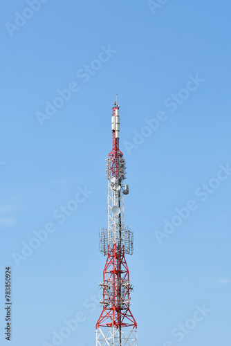 Torre de Telecomunicaciones, sistema de comunicaciones inalámbricas.  photo