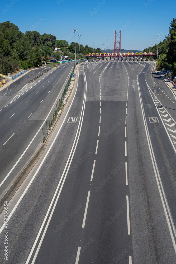 25 de Abril bridge toll plaza without car traffic in the direction Almada-Lisboa. 25 de Abril bridge toll plaza without car traffic in the direction Almada-Lisboa.