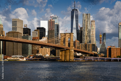 Manhattan mit der Brookly Bridge photo