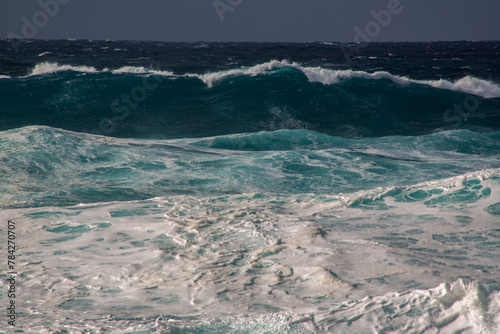 奄美の海, ダイナミックな海, 美しい波, 美しい波色, 