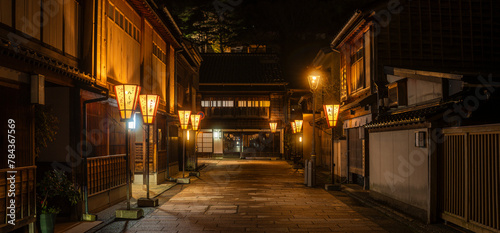 金沢のひがし茶屋街のパノラマ夜景