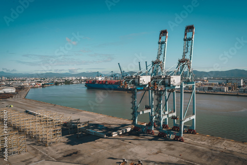 Porto de Itajaí e Navegantes photo