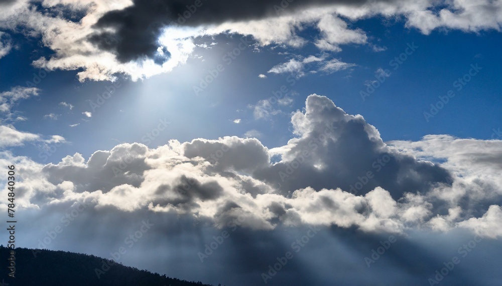 Fototapeta premium Dramatic sky that foreshadows the beginning of a story. 