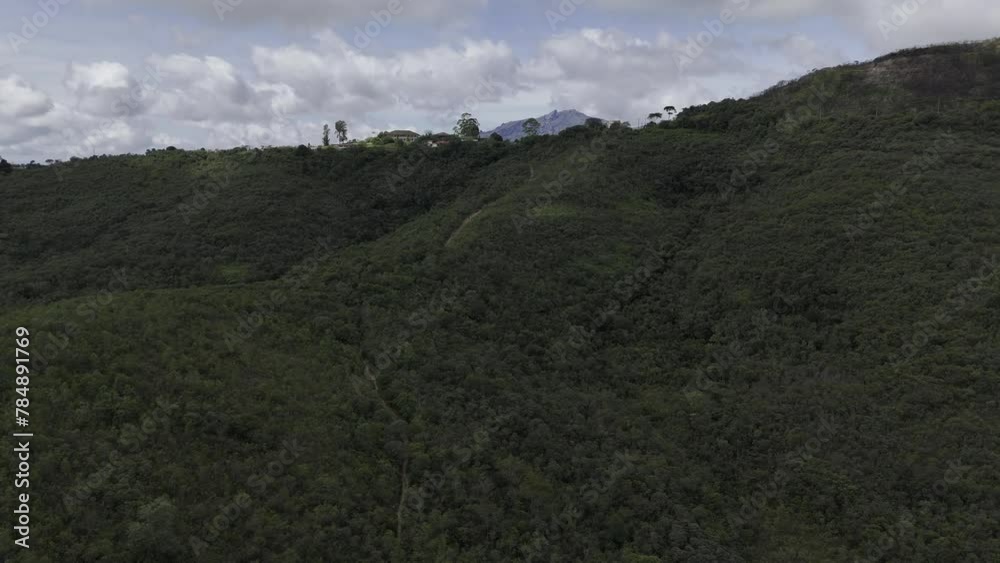 Drone orbits to the left over hiking trail in Parque das Andorinhas Drone orbits to the left over hiking trail in Parque das Andorinhas