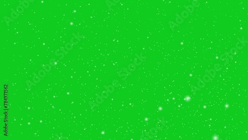 Falling snow flakes overlay, snow falling green screen video. Winter snow, snow animation, seamless loop.