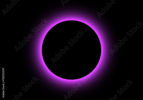 Eclipse solar morado o violeta . Anillo blanco difufinado formado por el eclipse solar photo