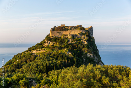 Obraz na płótnie Front view of a Byzantine Angelokastro castle on the island of Corfu w salonie