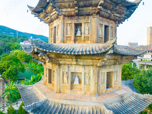 Sakyamuni Buddha Pagoda in Guanghua Temple, Putian, Fujian, China photo