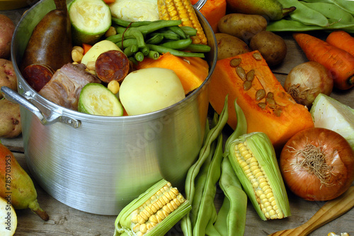 Productos para cocinar un puchero canario photo