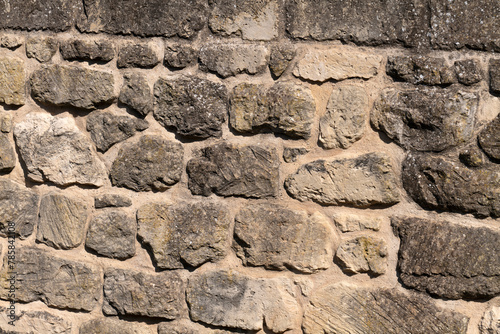 Dettaglio di muro con pietre in rilievo photo