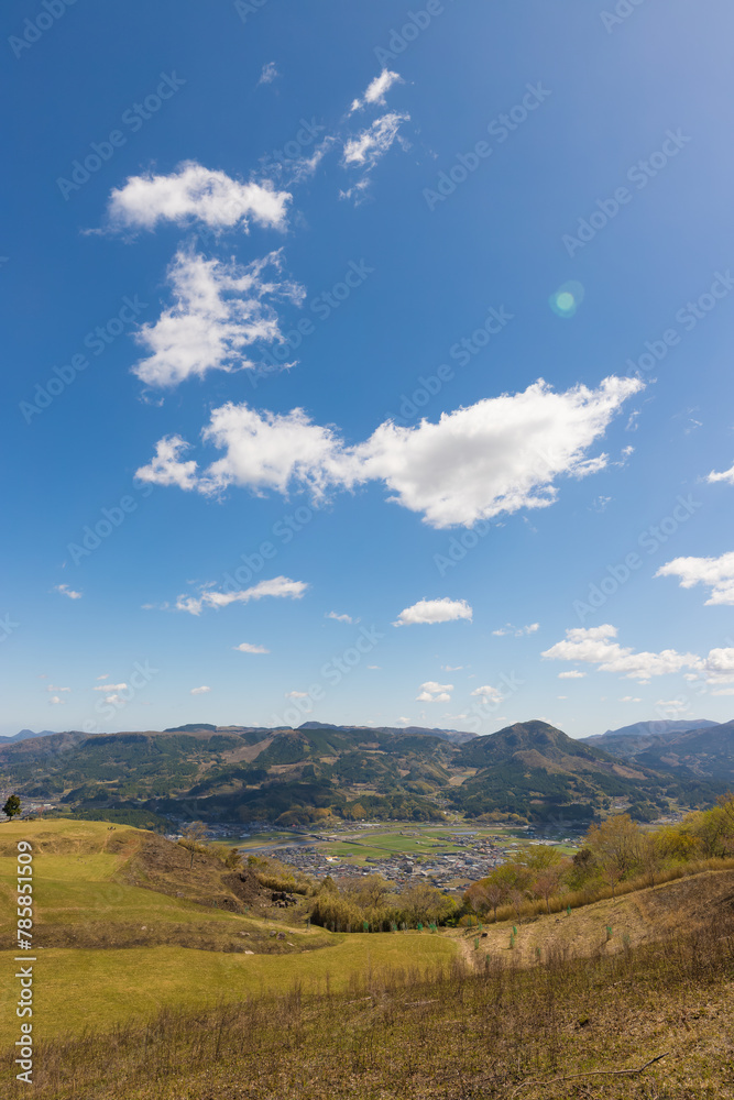 Fototapeta premium 山頂広場の景色（大分県玖珠町）