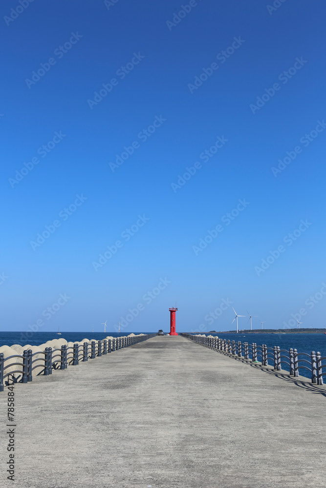 Obraz premium 제주도, 삼양항, 방파재, 등대