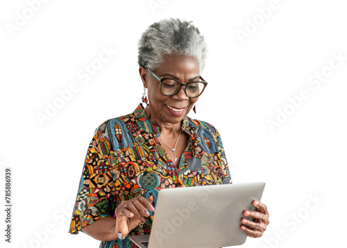 Senior Black Woman Using Tablet © Аrtranq