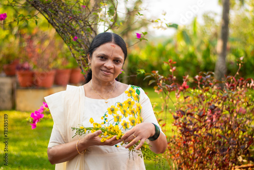 india, hinduism, holiday, tourism, religious, indian, south indian, happy onam, marigold, happy diwali, lifestyle, people, decorative, pookalam making, pongal celebration, pookalam, kerala culture, fr photo