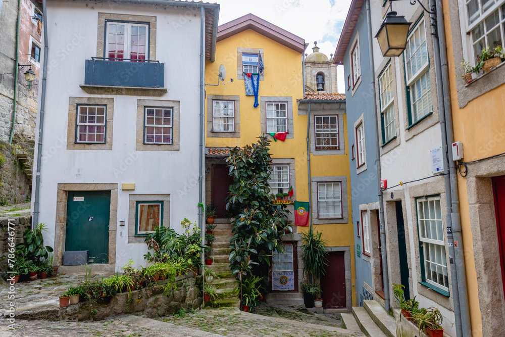 Fototapeta premium Houses on Largo da Pena Ventosa, small square in historical center of the city of Porto city, Portugal