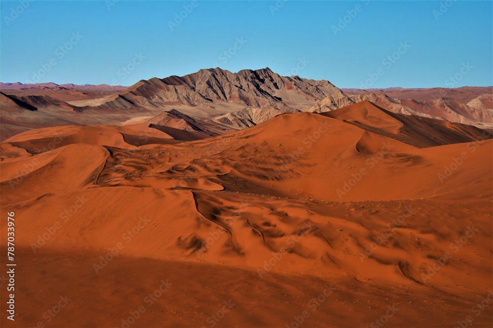Sand dunes in the Namib-Naukluft Park (western Namibia, Africa)