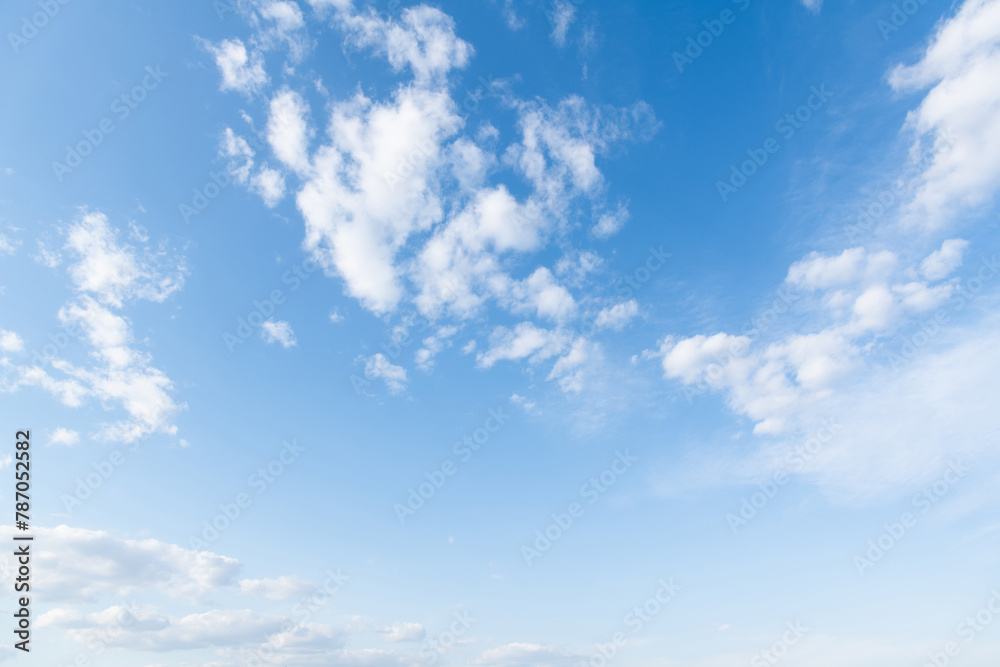 Fototapeta premium Blue sky with white clouds