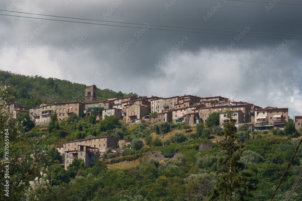Pracando, old village near VIlla Basilica, Tuscany